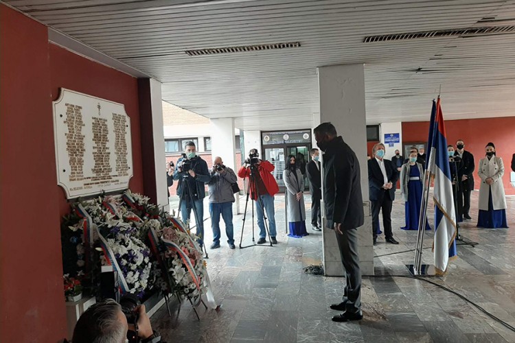Rajčević: Poginuli profesori i studenti ne smiju biti zaboravljeni