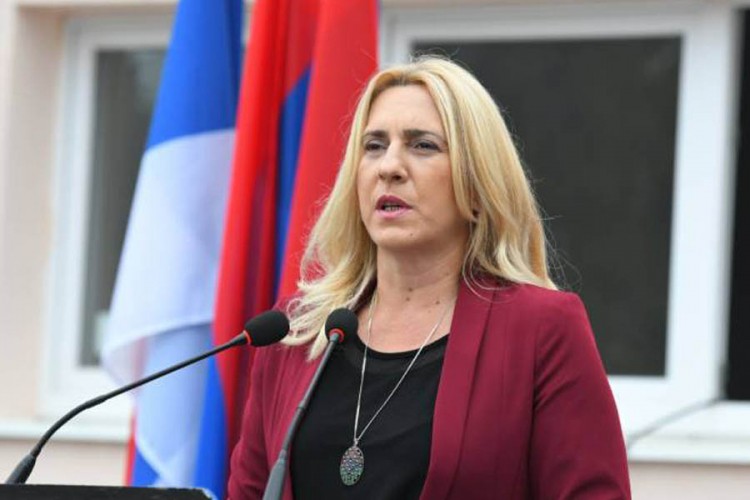 Cvijanović: Odati priznanje zdravstvenim radnicima