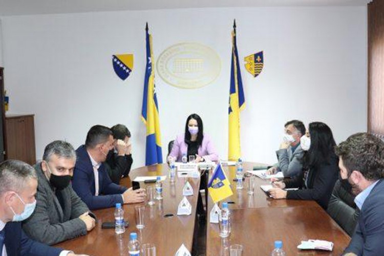 Četiri ministra u Goraždu pozitivna na virus korona