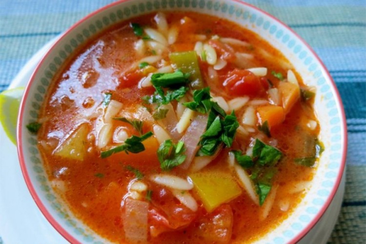 Pasta čorba sa pečurkama