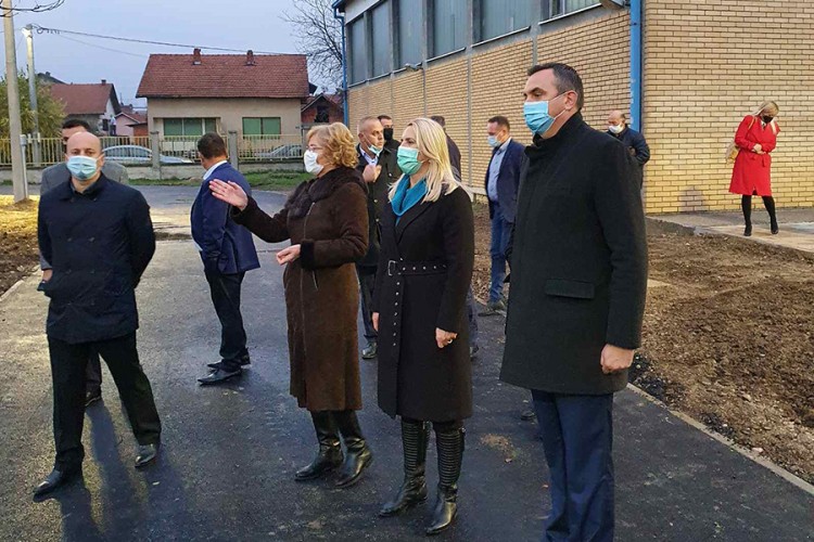 Cvijanović: OŠ "Petar Kočić" u Prijedoru zaslužila pažnju i pohvalu