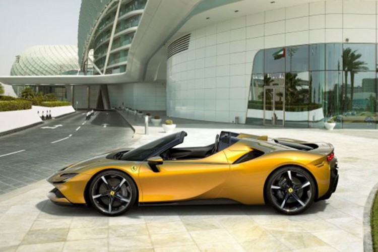 Svjetska premijera automobila Ferrari SF90 Spider
