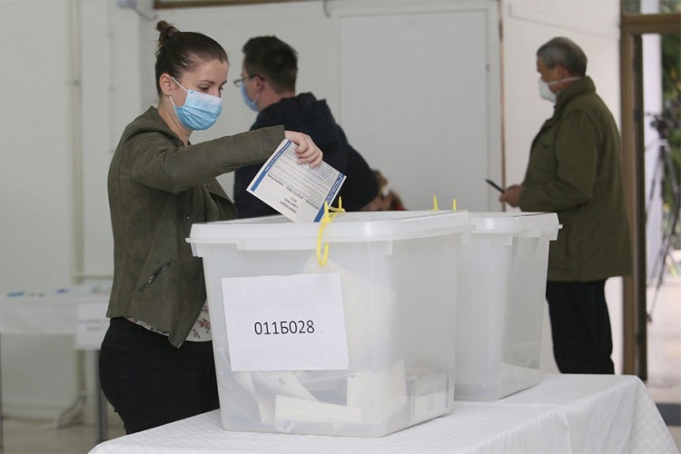 Pregled izlaznosti po opštinama u 11 časova