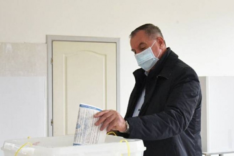 Višković glasao u Milićima