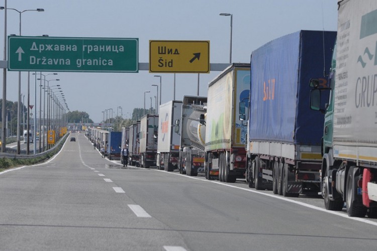 Samo pet stanovnika Petrova se prijavilo za SMS provjeru