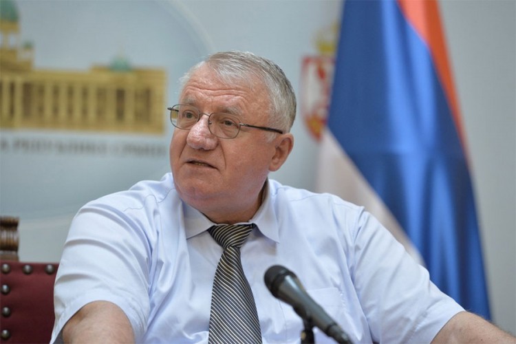 Šešelj: Zašto njemačko-američka, a ne ruska vakcina?