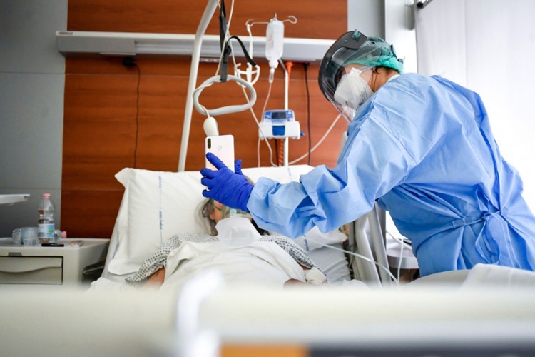Više od 10.000 zaraženih u Njemačkoj