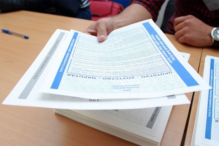 U Tuzli otvaraju vreće sa glasačkim listićima zbog nepravilnosti