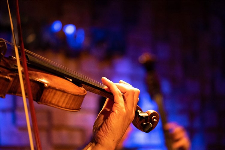 Klasična muzika ima pozitivno dejstvo za mnoge tegobe