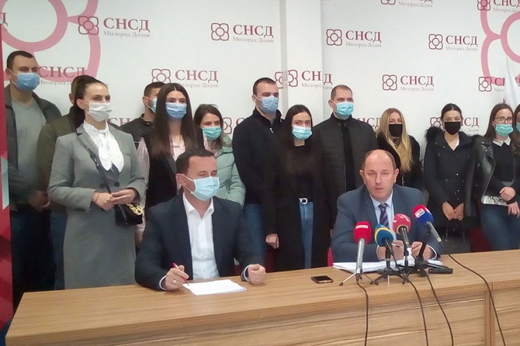 Petrović najavio krivične prijave protiv Liste za pravdu i red
