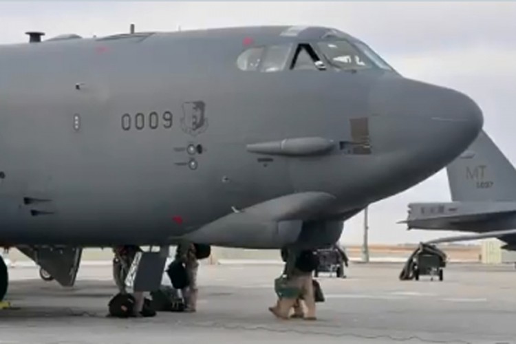 Američki bombarderi prebačeni na Bliski istok