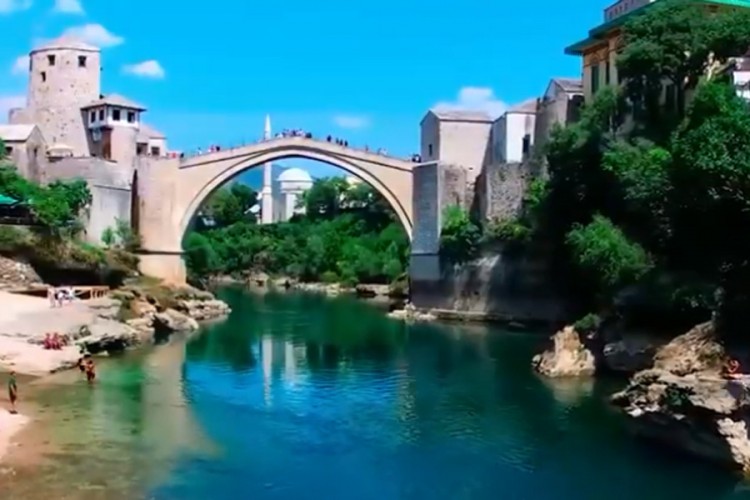 HDZ predstavio kandidate za izbore u Mostaru