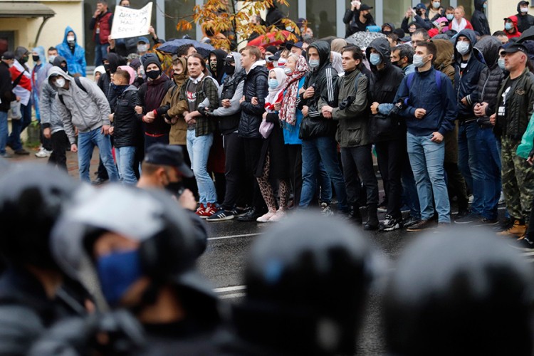 Protest u Minsku, uhapšene desetine ljudi