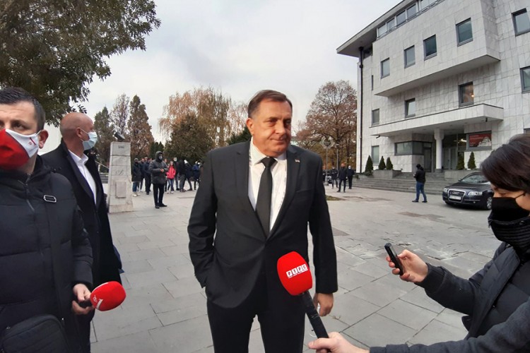 Dodik: Incko više ništa ne može da nametne
