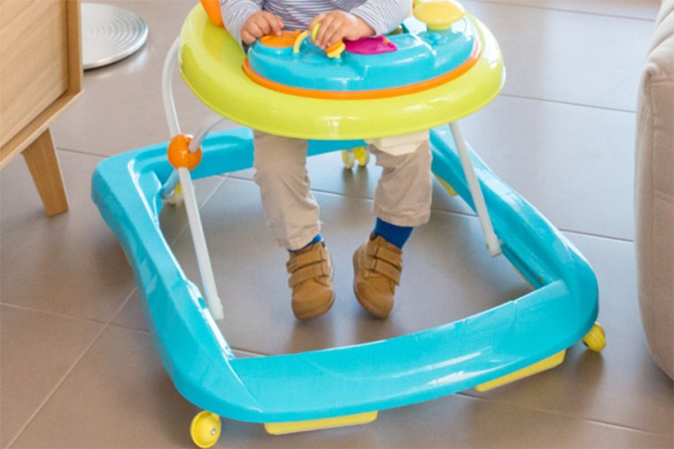 BiH sa tržišta povlači hodalicu za bebe, kacigu i pomagala za plivanje