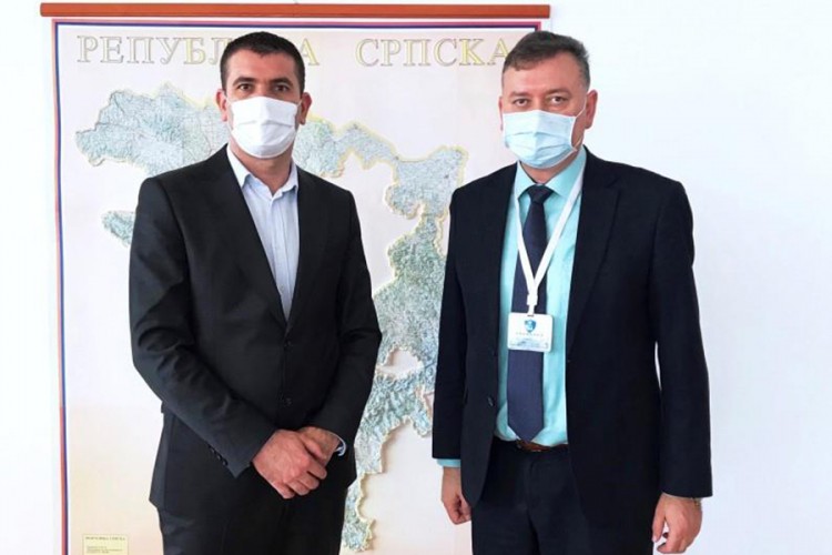 "Unaprijediti putnu infrastrukturu i poboljšati bezbjednost puteva"