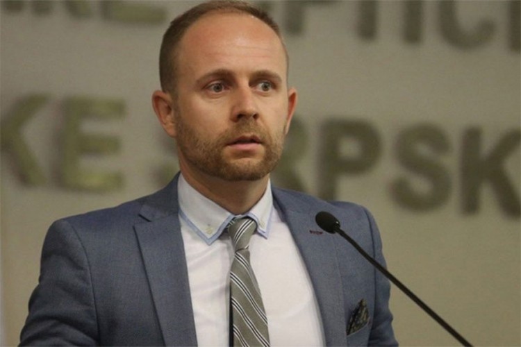 Nešić smijenio i Marka Aćića