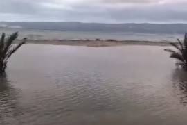 Snažno nevrijeme pogodilo Jadran: Dio Omiša pod morem