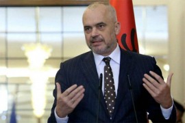 "Rama otišao po vakcine u SAD, a kupuje patike"