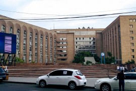 Demonstranti pokušali upasti u sjedište Vlade Jermenije