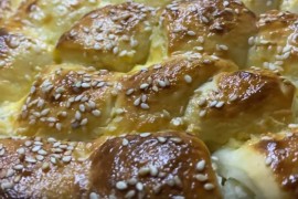 Pita sa sirom od kiselog tijesta