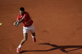 Novak stigao Konorsa, sad napada Federera
