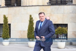 Dodik: Ako ne bude aranžmana sa MMF-om, razgovaraćemo sa Vučićem