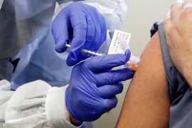 "Fajzerova" vakcina košta 15,5 evra po dozi