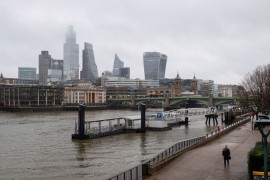 Velika Britanija sve izolovanija zbog novog soja virusa