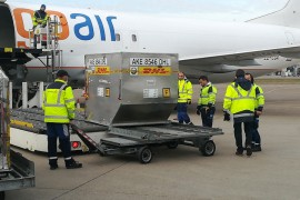 Avion sa prvim dozama Fajzerove vakcine sletio u Srbiju