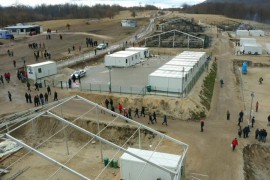 Migranti se vraćaju u Lipu jer im policija ne da u Bihać