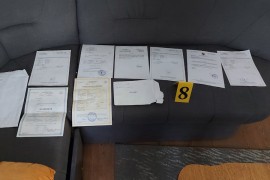Hapšenje u Banjaluci, pronađena oprema za falsifikovanje novca i ...