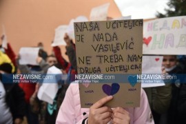 Bojkot roditelja učenika V3 odjeljenja OŠ "Branko Radičević" u ...