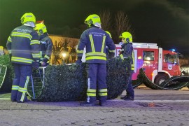 Komunalci i vatrogasci otklanjaju posljedice nevremena u Banjaluci