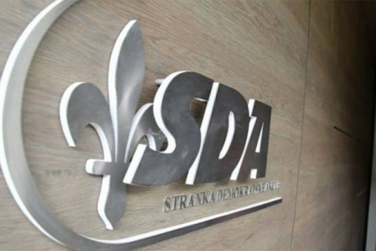 SDA: Nermin Nikšić mora podnijeti ostavku