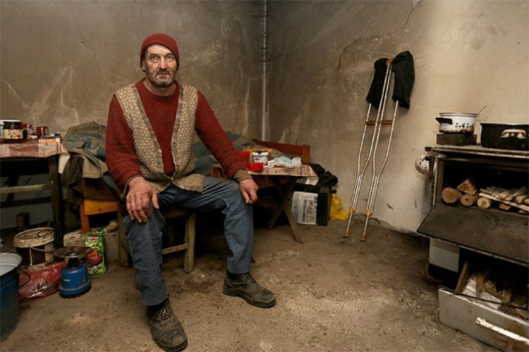 Teško bolesnom Jovanu Lončaru treba pomoć: Topli dom najveća želja