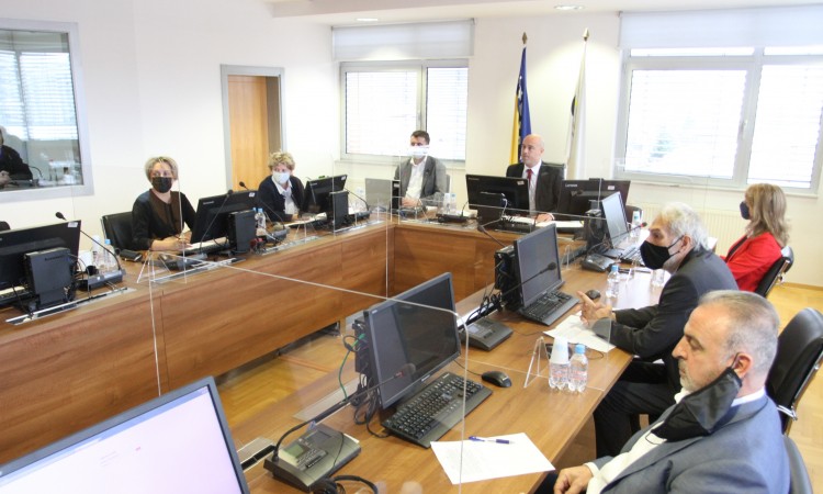 Burna sjednica VSTS, pet članova traži Tegeltijinu ostavku