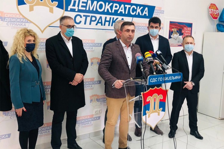 Šarović: Put budućeg djelovanja SDS-a davanje šanse mladim ljudima