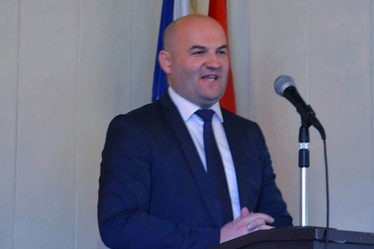 Ilić: Svi odbornici izlaze iz DNS-a Lopare, dalje ćemo svojim putem