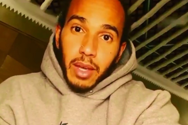 Hamilton se oglasio iz izolacije
