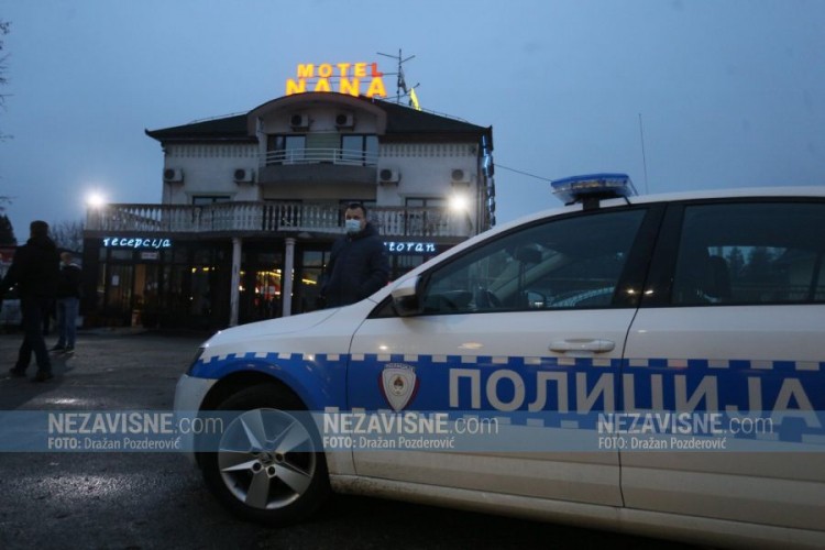 Uhapšen osumnjičeni za svirepo ubistvo monaha, iznesen na nosilima