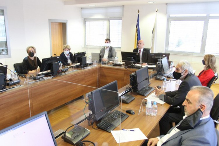 Karamehić o pozivu Tegeltije na ostavku: Nije problem ako je u interesu VSTS