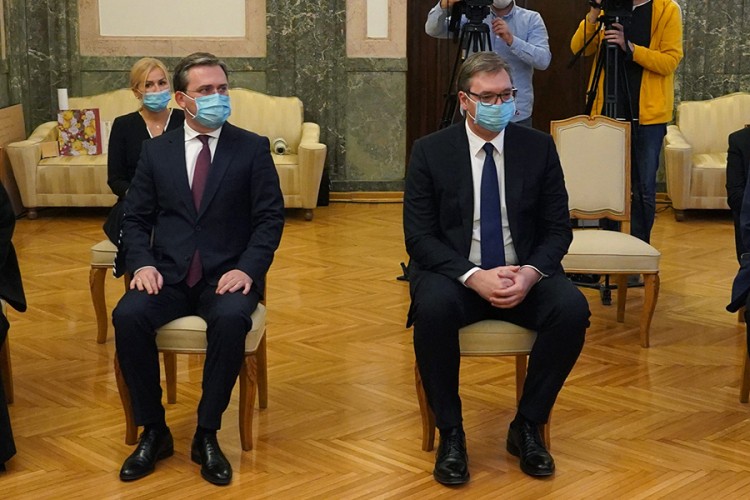 Matica srpska u Crnoj Gori dodijelila Zlatnu povelju Vučiću i Selakoviću