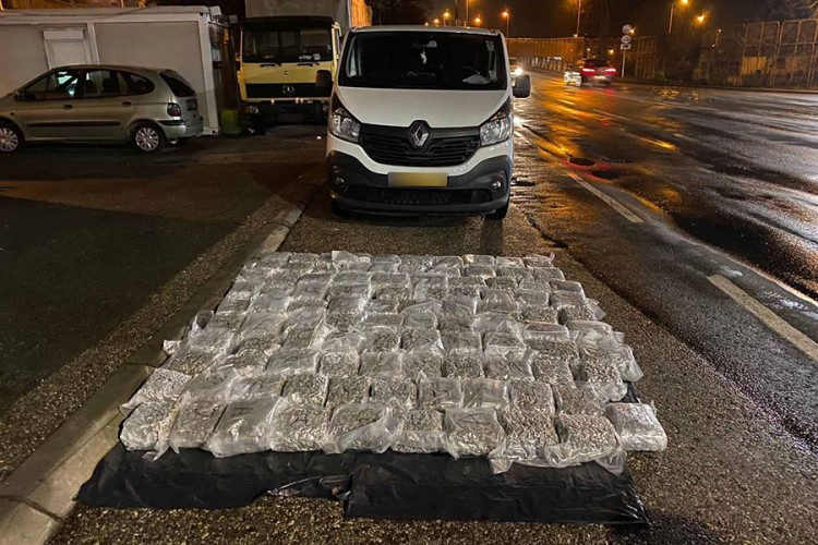 Državljanin Hrvatske pao u Gradišci sa 110 kg skanka