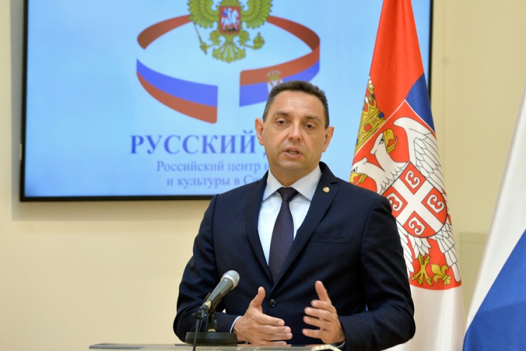 Vulin: Vučić je predsednik svih Srba
