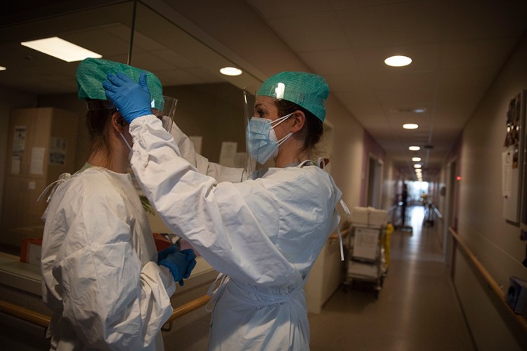 SZO: Od ukupnog broja oboljelih od korone, 14% su medicinari