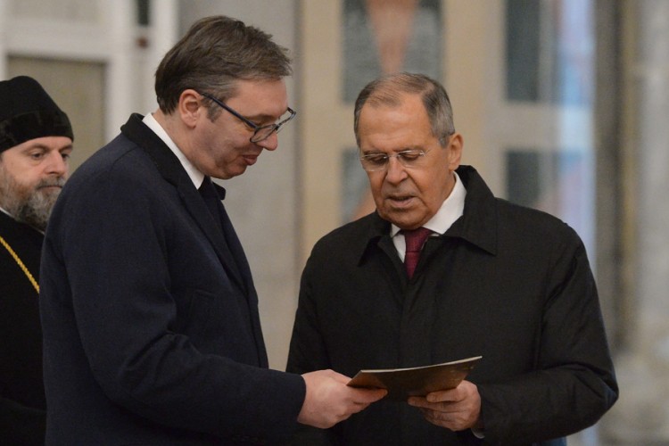Lavrov: Rusija za kompromis koji odgovara Srbima