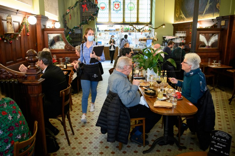 Švajarski krizni štab traži stroge mjere i zaključavanje