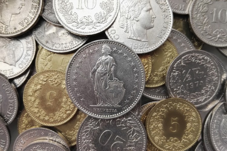 SAD optužile Švajcarsku za manipulaciju frankom