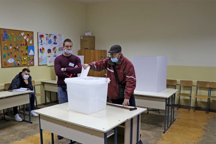 Koalicija "Pod lupom": Oko 4.000 birača manje na biračkim spiskovima